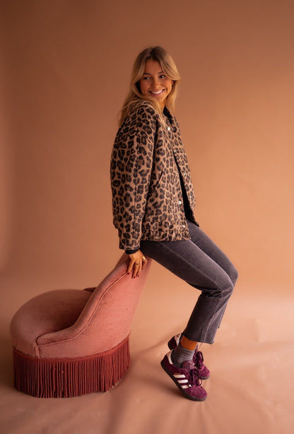 Sarah™ | Trendige Jacke mit Leopardenmuster